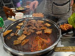 -小辣椒火盆烧烤(温泉南街店)