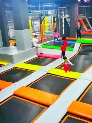 -蹦贝运动中心·蹦床·攀岩·闯关(龙岗店)