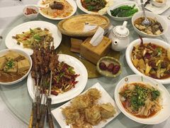 -巴扎美食·新疆菜·西域歌舞表演餐厅(新疆大厦店)