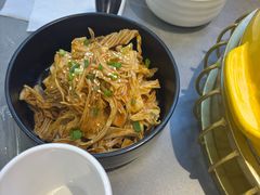 -多嘴超级肉蟹煲(欧亚卖场店)