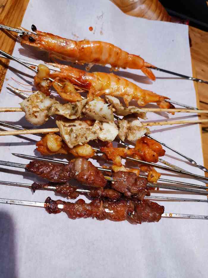 老胖串店(阳光100店)-"开在家楼下的老胖串店,是济南三大烧烤之一.