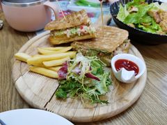 -Ours树朵家亲子餐厅(远策中心店)