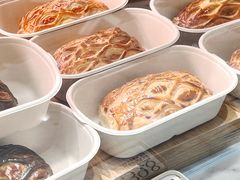 -HOT CRUSH趁热集合·现烤面包(环球港店)