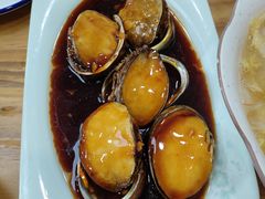 原汁鲍鱼-来之顺海鲜菜馆·青岛菜·始于1993(栈桥店)