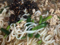 -正宗杨记普洱酸醋米线(总店)