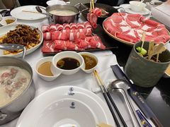 -红鼎豆捞·非遗鲍皇汤火锅(宝丰路店)