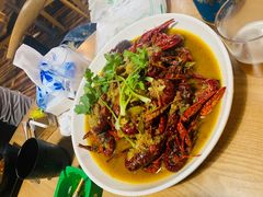 -陆记牛庄·碳锅龙虾烧烤(爱上花园店)