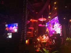 -胡桃里乐队酒馆(鎏嘉码头店)