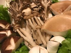 -辉哥火锅(虹桥路店)