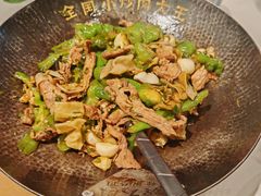 -费大厨辣椒炒肉(黄兴中心广场店)