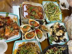 -兆辉木炭海鲜烧烤·海鲜小炒