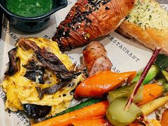 -Mark&Mars Restaurant