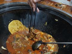 -曹丞相·地锅鸡·地锅鱼(武林店)