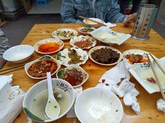 -丘艳豆花饭大排档(大坪店)