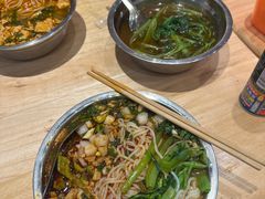 -柳州肥姨妈大骨螺蛳粉(万达中心店)