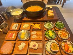 -银米·云南传统过桥米线(双廊黑金冠店)