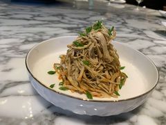 凉拌天目山笋干-湖滨28中餐厅·西湖宴·杭州君悦酒店