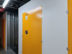 -安东易迷你自助仓储寄存仓库(顾戴路店)