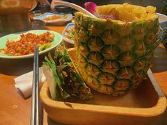 菠萝饭-觅山云南菜(泊富ICITY店)