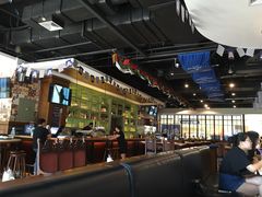 大堂-LENBACH兰巴赫西餐啤酒坊(大连星海广场店)