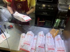 -Bánh Mì Huynh Hoa