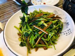 黄山山野菜-自游人·美食一楼·地道徽菜(三十年名店)