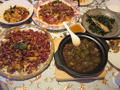 -巴特餐饮6加1音乐餐吧·新疆菜