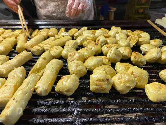 万记正宗石屏烧豆腐-"被本地人的美食帖种草这家星光夜市最正宗的.