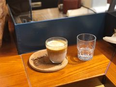 -Be Lived Cafe比例咖啡(摩天轮店)