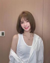 -变画·发型STUDIO