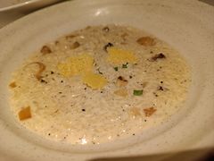 -MONICH牛排融合餐厅(和义大道购物中心店)