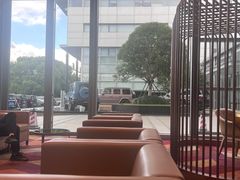 -奔驰上海利星(七宝店)