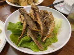 现炸秘制小黄鱼-谢记上海大排档(长寿路店)