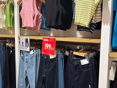 -优衣库(上海虹口龙之梦店)