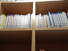 -漕河泾街道图书馆(漕河泾社区文化活动中心店)