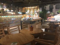 -猫的天空之城概念书店(苏州诚品店)