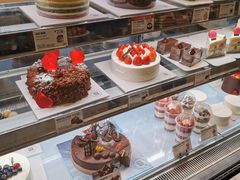 -巴黎贝甜(华堂新辰汇店)