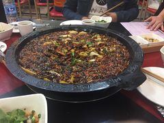 -烧哥美蛙肥肠鱼火锅·十五年社区店