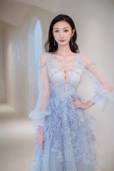 -洋洋婚纱品牌集合店