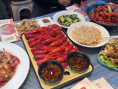 -肥肥虾庄·金牌油焖大虾(东湖欢乐谷店)