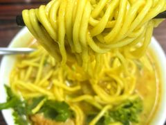 -成群小食店