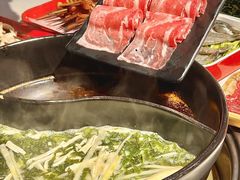 -钢管厂五区小郡肝串串香火锅(梅川路店)