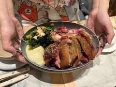 德式脆猪肘配土豆泥-沛家·西餐Brunch·直火料理