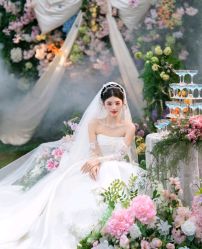 -青禾蒙娜丽莎婚纱摄影(武汉总店)