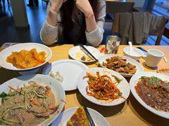 -关东小磨东北菜(上海长风大悦城店)