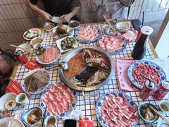 -山悦里 山野·鲜火锅(罗斯福广场店)