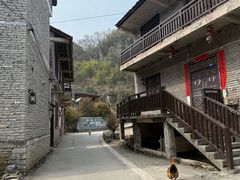 -高荡千年布依古寨旅游景区