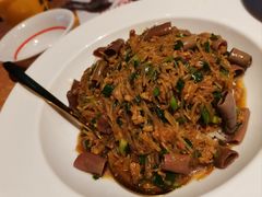 -喝丢一只鞋海鲜烧烤·海肠捞饭(东关街店)