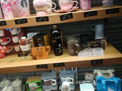 零售区-星巴克(上海南站店)