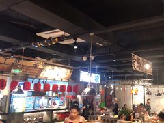 -萍姐火锅·公路夜市(武汉首店)